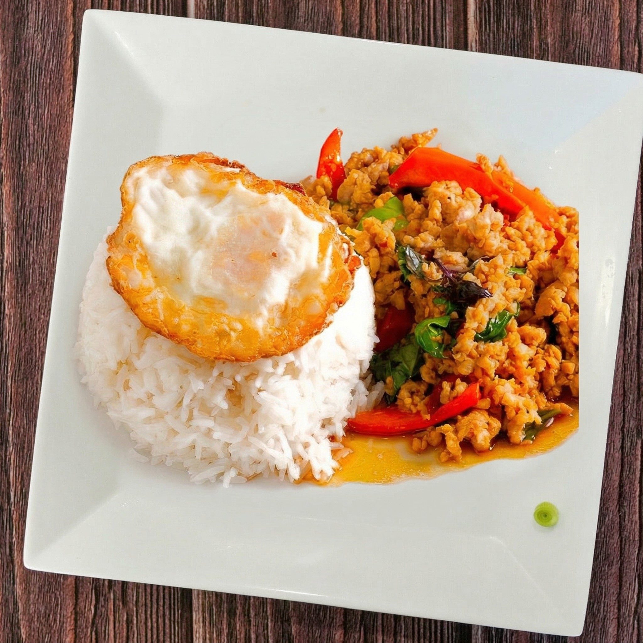 Bangkok Street Food (Pad Kra Pao).