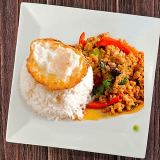 Bangkok Street Food (Pad Kra Pao)